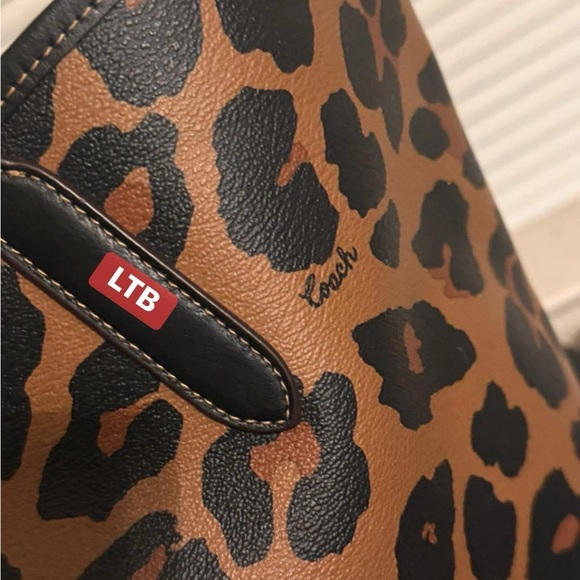 Authentic Coach Leopard Print Tote - Tan and Black (BRAND NEW) - Picture 2 of 12